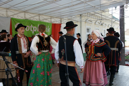 Polak, Węgier - dwa bratanki...